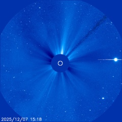 Images of the solar corona